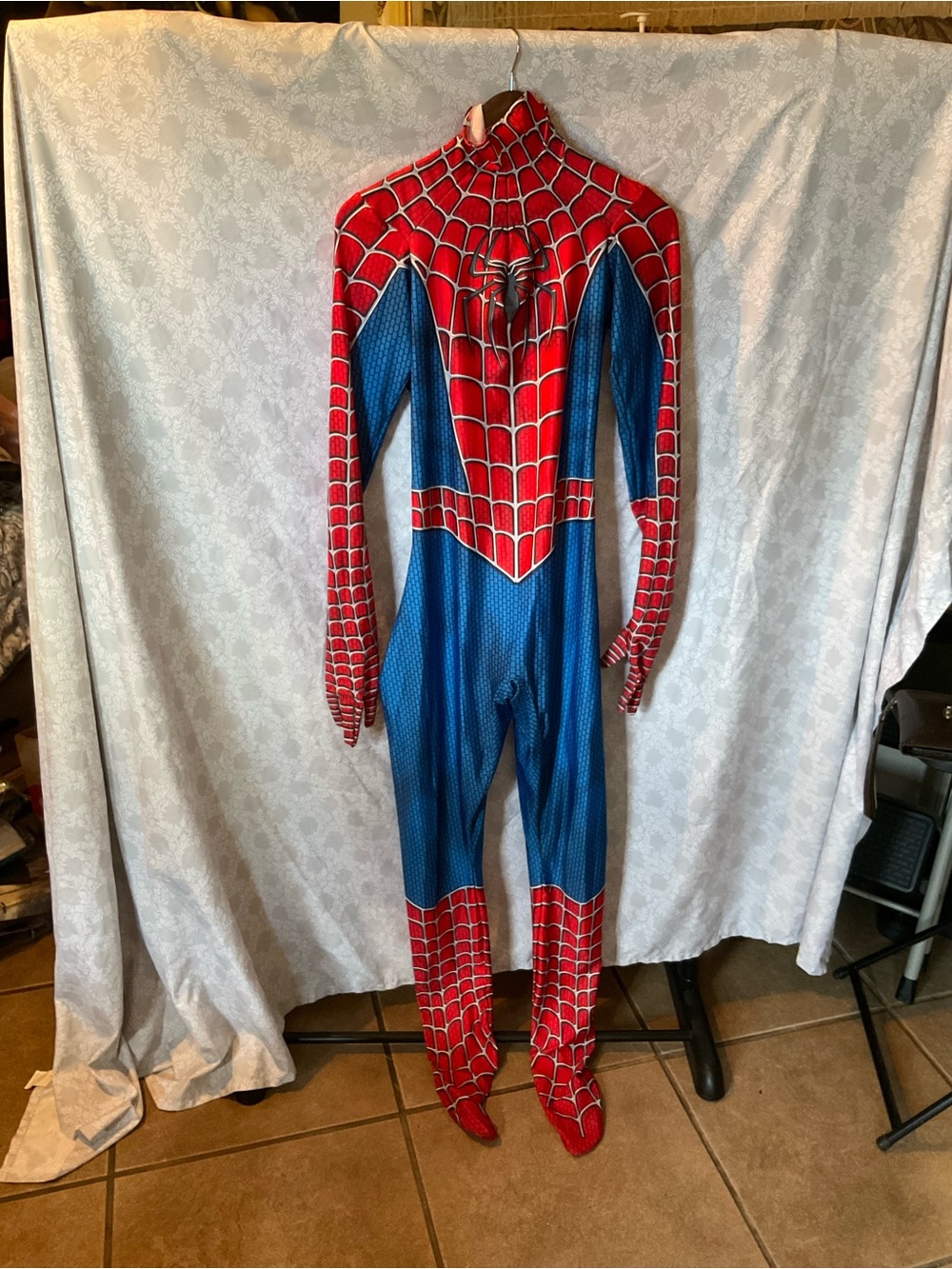 Spider-Themed Adult Costume - Full Body Suit With Mask